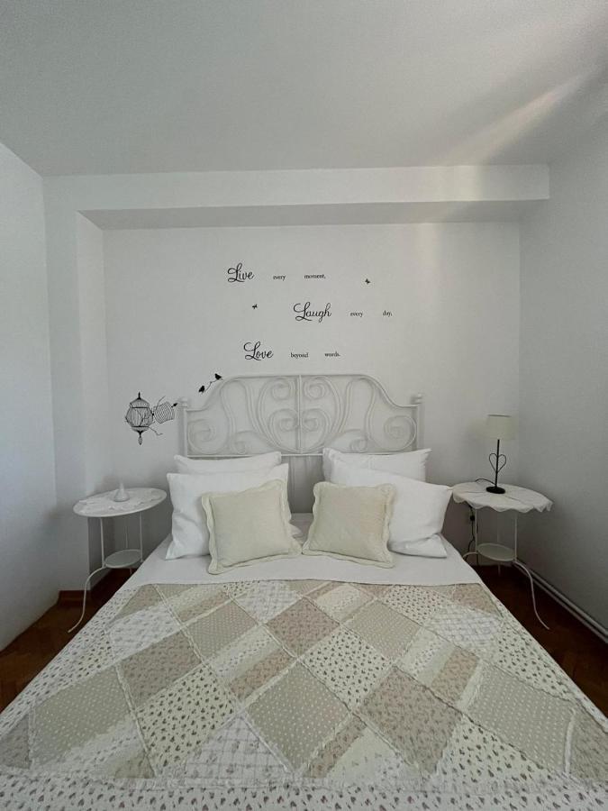 Apartment With Swimming Pool 젤사 외부 사진