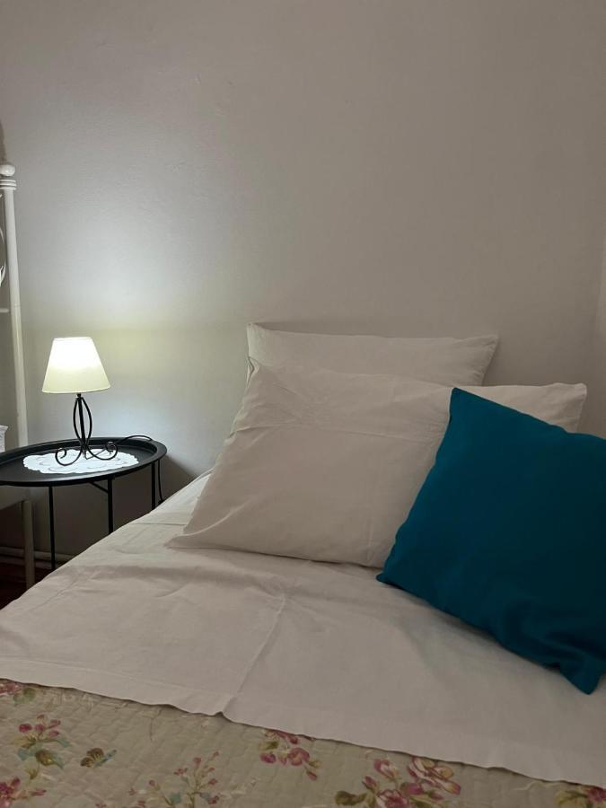 Apartment With Swimming Pool 젤사 외부 사진